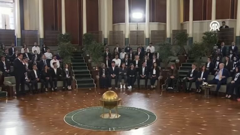 Cumhurbaşkanı Erdoğan ile Rıza Kayaalp arasında olimpiyat hedefi konuşuldu