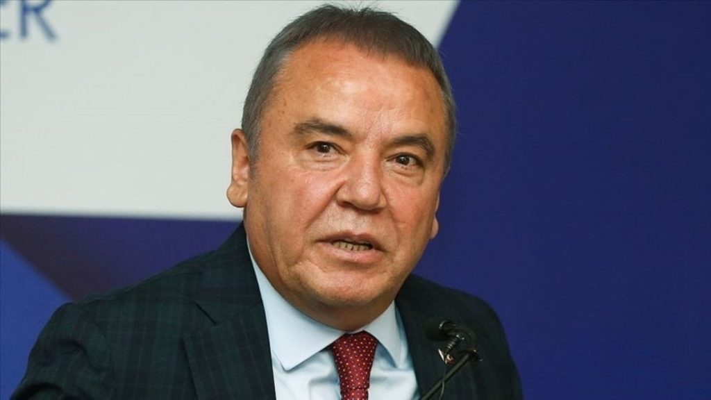 Tutuklu Muhittin Böcek hastaneye kaldırıldı, sağlık durumu takip ediliyor